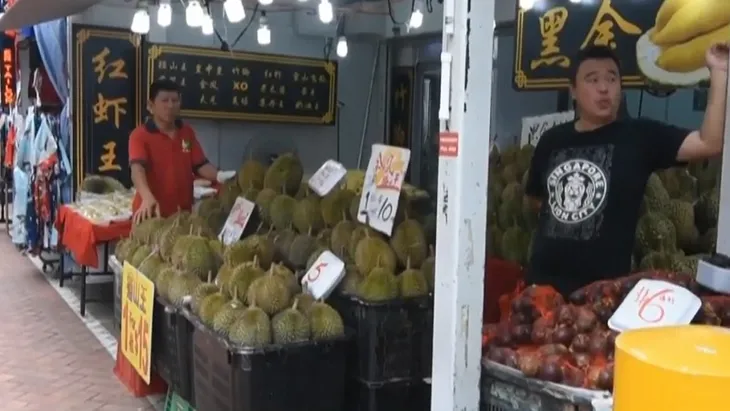 Singapore lần đầu tiên trở thành thành phố đắt đỏ nhất về hàng hóa và dịch vụ - Ảnh 1. Singapore lần đầu tiên trở thành thành phố đắt đỏ nhất về hàng hóa và dịch vụ - Ảnh 1.