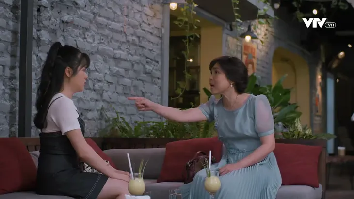 Cuộc đời vẫn đẹp sao - Tập 36: Lưu bị đánh đổ máu, chị Hòa và Luyến cùng nhón tay giúp trả nợ? - Ảnh 13. Cuộc đời vẫn đẹp sao - Tập 36: Lưu bị đánh đổ máu, chị Hòa và Luyến cùng nhón tay giúp trả nợ? - Ảnh 13.