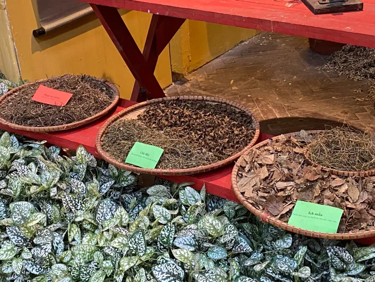 Những phong tục truyền thống trong ngày Tết Đoan ngọ - Ảnh 2. Những phong tục truyền thống trong ngày Tết Đoan ngọ - Ảnh 2.