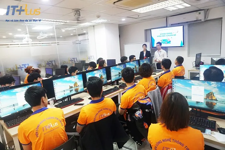 Viện công nghệ thông tin và truyền thông ITPlus tuyển sinh chuyên ngành Digital Marketing - Ảnh 1. Viện công nghệ thông tin và truyền thông ITPlus tuyển sinh chuyên ngành Digital Marketing - Ảnh 1.