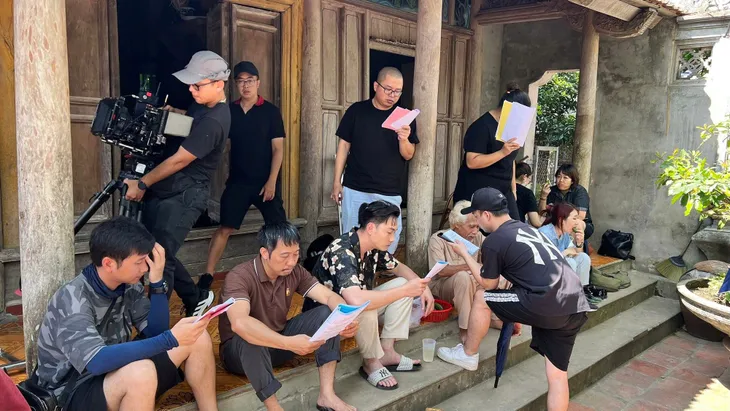 Trọng Lân tái xuất phim mới của đạo diễn Bùi Quốc Việt - Ảnh 7. Trọng Lân tái xuất phim mới của đạo diễn Bùi Quốc Việt - Ảnh 7.