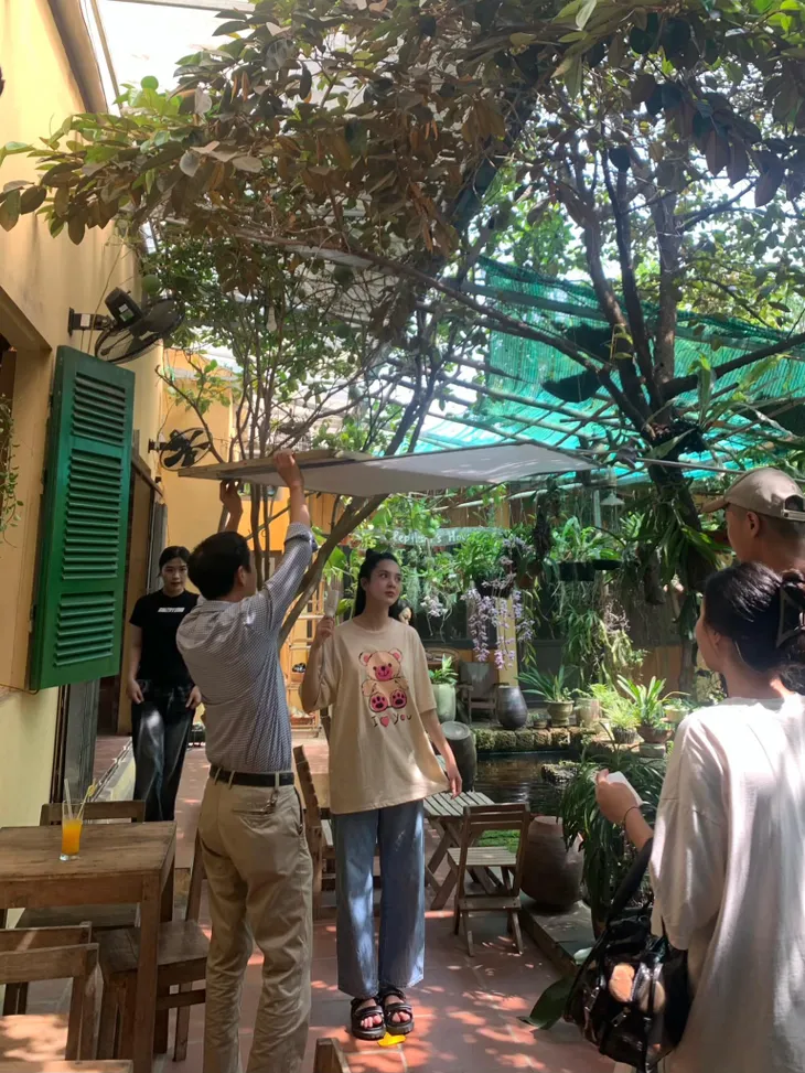 Trọng Lân tái xuất phim mới của đạo diễn Bùi Quốc Việt - Ảnh 8. Trọng Lân tái xuất phim mới của đạo diễn Bùi Quốc Việt - Ảnh 8.
