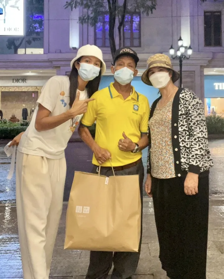 Sao Việt ngày 23/6: Diễn viên Hồng Diễm xinh tươi trước biển, Trấn Thành cảm ơn bà xã - Ảnh 6. Sao Việt ngày 23/6: Diễn viên Hồng Diễm xinh tươi trước biển, Trấn Thành cảm ơn bà xã - Ảnh 6.