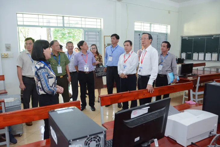 Thi tốt nghiệp THPT: Từng chi tiết nhỏ đều hướng tới học sinh - Ảnh 6. Thi tốt nghiệp THPT: Từng chi tiết nhỏ đều hướng tới học sinh - Ảnh 6.