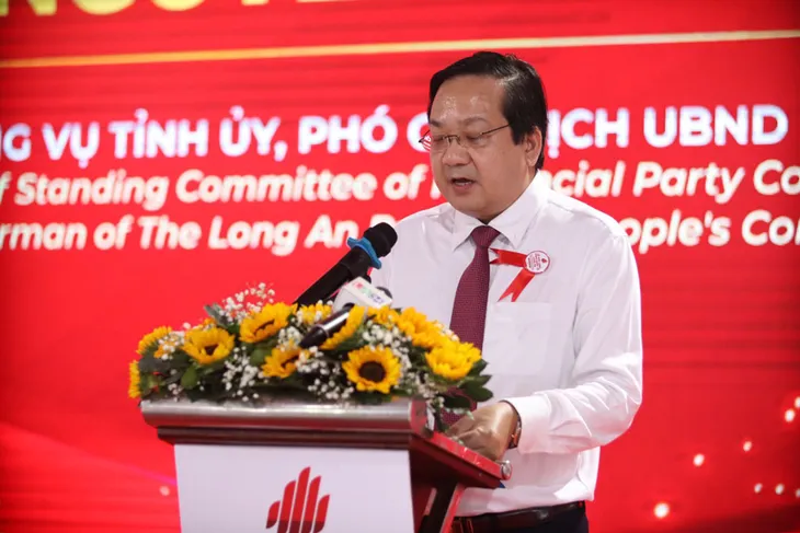 Cảng Long An chính thức hợp long 7 cầu cảng và khai trương dịch vụ khai thác container - Ảnh 3. Cảng Long An chính thức hợp long 7 cầu cảng và khai trương dịch vụ khai thác container - Ảnh 3.
