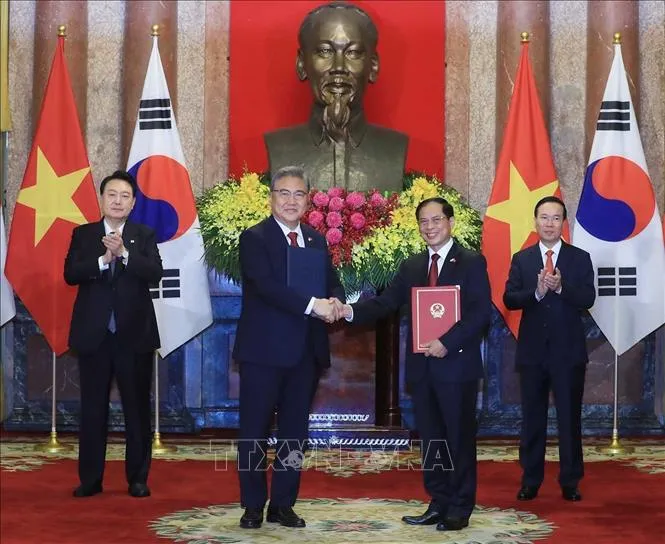 Việt Nam và Hàn Quốc công bố Chương trình Hành động quan hệ Đối tác chiến lược toàn diện - Ảnh 1. Việt Nam và Hàn Quốc công bố Chương trình Hành động quan hệ Đối tác chiến lược toàn diện - Ảnh 1.