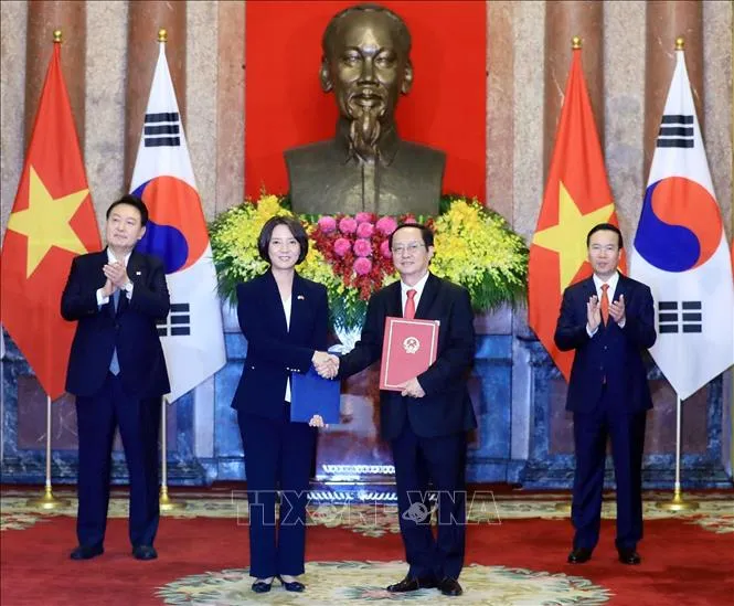 Việt Nam và Hàn Quốc công bố Chương trình Hành động quan hệ Đối tác chiến lược toàn diện - Ảnh 5. Việt Nam và Hàn Quốc công bố Chương trình Hành động quan hệ Đối tác chiến lược toàn diện - Ảnh 5.