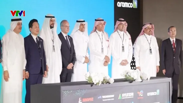 Saudi Aramco và Total Energies xây dựng tổ hợp hóa dầu 11 tỷ USD - Ảnh 1. Saudi Aramco và Total Energies xây dựng tổ hợp hóa dầu 11 tỷ USD - Ảnh 1.