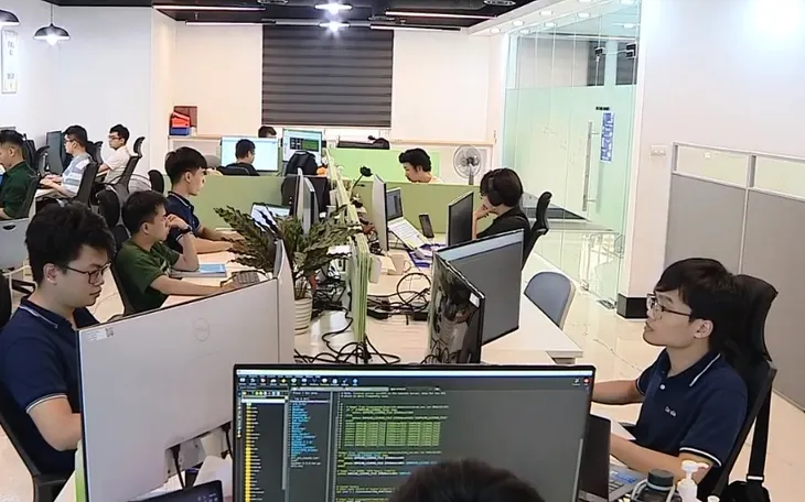 Tăng cường đào tạo kỹ sư thiết kế vi mạch - Ảnh 3. Tăng cường đào tạo kỹ sư thiết kế vi mạch - Ảnh 3.