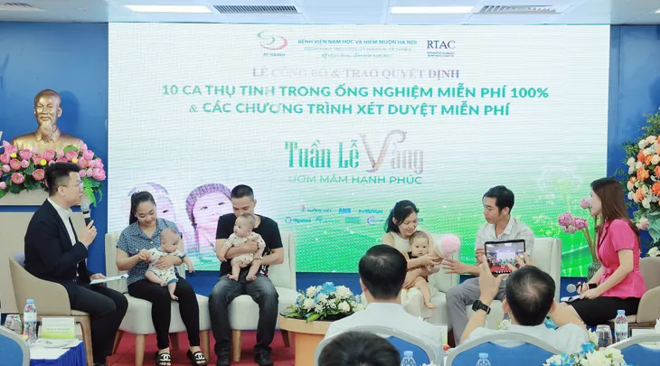 Hỗ trợ thụ tinh trong ống nghiệm miễn phí cho 11 cặp vợ chồng hiếm muộn - Ảnh 3. Hỗ trợ thụ tinh trong ống nghiệm miễn phí cho 11 cặp vợ chồng hiếm muộn - Ảnh 3.