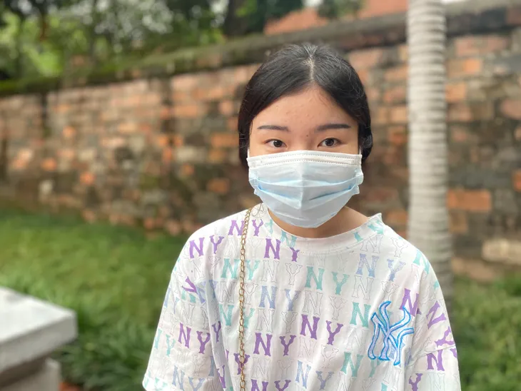 Kỳ thi tốt nghiệp THPT: Đi cầu may, sĩ tử tiết lộ bí quyết sẵn sàng vượt vũ môn - Ảnh 11. Kỳ thi tốt nghiệp THPT: Đi cầu may, sĩ tử tiết lộ bí quyết sẵn sàng vượt vũ môn - Ảnh 11.