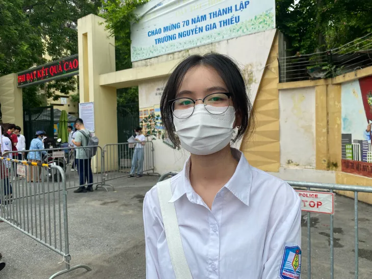 Sĩ tử Hà Nội tự tin, sẵn sàng bước vào kỳ thi tốt nghiệp THPT 2023 - Ảnh 9. Sĩ tử Hà Nội tự tin, sẵn sàng bước vào kỳ thi tốt nghiệp THPT 2023 - Ảnh 9.