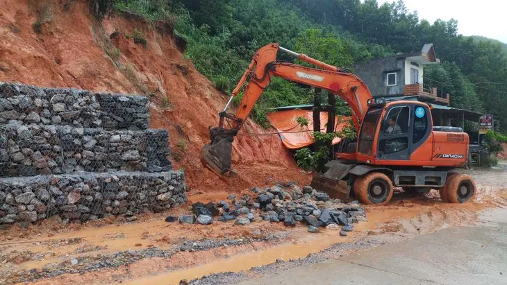Quảng Ninh: Khắc phục sạt lở, đảm bảo an toàn mưa lũ tại Ba Chẽ - Ảnh 1. Quảng Ninh: Khắc phục sạt lở, đảm bảo an toàn mưa lũ tại Ba Chẽ - Ảnh 1.