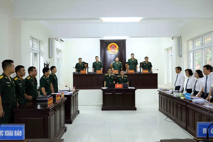 Xét xử vụ tham ô tài sản xảy ra tại Bộ Tư lệnh Cảnh sát biển - Ảnh 1. Xét xử vụ tham ô tài sản xảy ra tại Bộ Tư lệnh Cảnh sát biển - Ảnh 1.