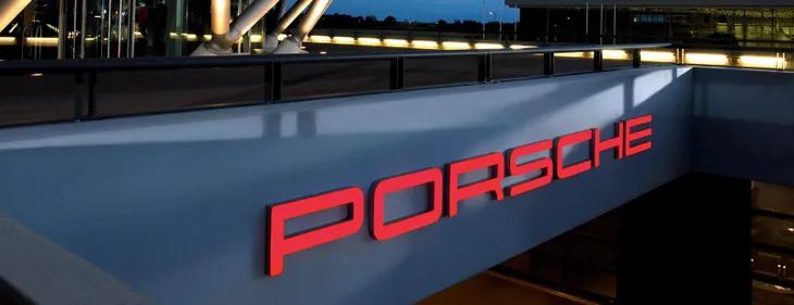 Porsche SE kỳ vọng thu nhập sau thuế từ 4,5 - 6,5 tỷ Euro cho năm tài chính 2023 - Ảnh 1. Porsche SE kỳ vọng thu nhập sau thuế từ 4,5 - 6,5 tỷ Euro cho năm tài chính 2023 - Ảnh 1.