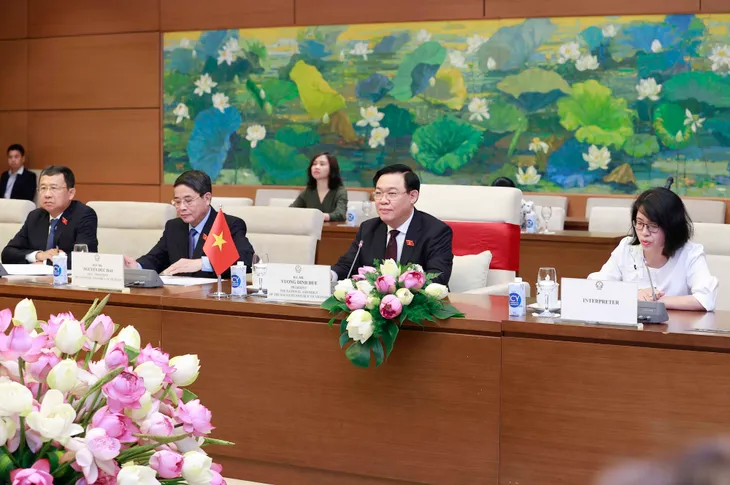 Việt Nam luôn coi trọng quan hệ hữu nghị và hợp tác truyền thống với Thụy Sĩ - Ảnh 1. Việt Nam luôn coi trọng quan hệ hữu nghị và hợp tác truyền thống với Thụy Sĩ - Ảnh 1.
