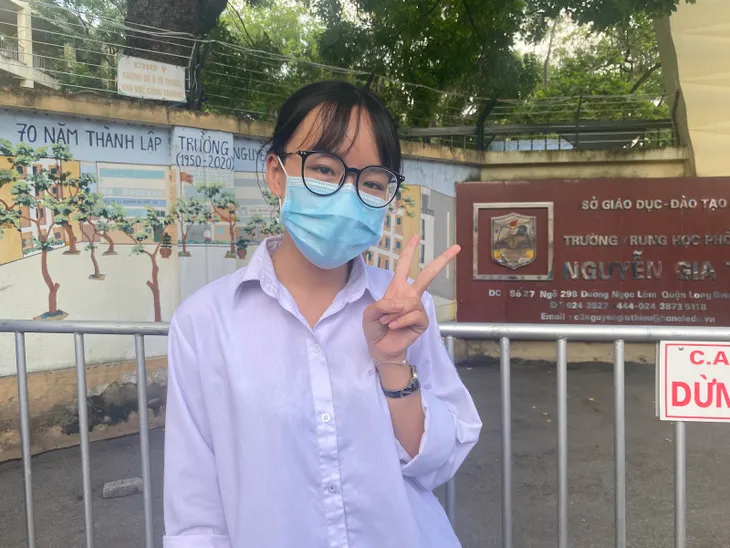 Thi tốt nghiệp THPT 2023: Đề thi môn Tiếng Anh dễ thở, hứa hẹn nhiều điểm cao - Ảnh 1. Thi tốt nghiệp THPT 2023: Đề thi môn Tiếng Anh dễ thở, hứa hẹn nhiều điểm cao - Ảnh 1.