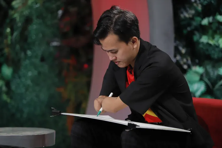 Trạm yêu thương: 9X khuyết tật đỗ đại học, giành học bổng Hàn Quốc - Ảnh 2. Trạm yêu thương: 9X khuyết tật đỗ đại học, giành học bổng Hàn Quốc - Ảnh 2.