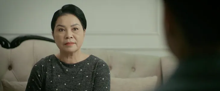 Gia đình mình vui bất thình lình - Tập 26: Hà trổ tài thám tử, suy diễn bí mật của bố mẹ chồng - Ảnh 38. Gia đình mình vui bất thình lình - Tập 26: Hà trổ tài thám tử, suy diễn bí mật của bố mẹ chồng - Ảnh 38.