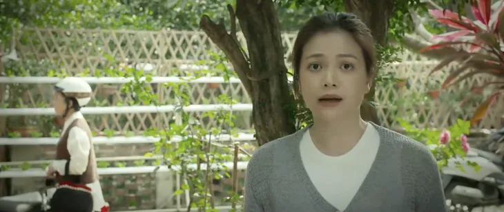 Gia đình mình vui bất thình lình - Tập 26: Hà trổ tài thám tử, suy diễn bí mật của bố mẹ chồng - Ảnh 47. Gia đình mình vui bất thình lình - Tập 26: Hà trổ tài thám tử, suy diễn bí mật của bố mẹ chồng - Ảnh 47.