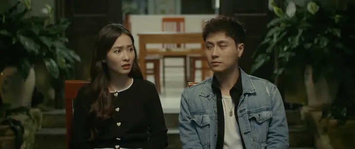 Gia đình mình vui bất thình lình - Tập 26: Hà trổ tài thám tử, suy diễn bí mật của bố mẹ chồng - Ảnh 50. Gia đình mình vui bất thình lình - Tập 26: Hà trổ tài thám tử, suy diễn bí mật của bố mẹ chồng - Ảnh 50.