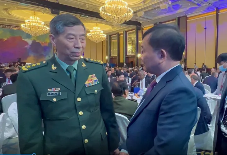 Việt Nam tham dự khai mạc Đối thoại Shangri-La lần thứ 20 - Ảnh 4. Việt Nam tham dự khai mạc Đối thoại Shangri-La lần thứ 20 - Ảnh 4.