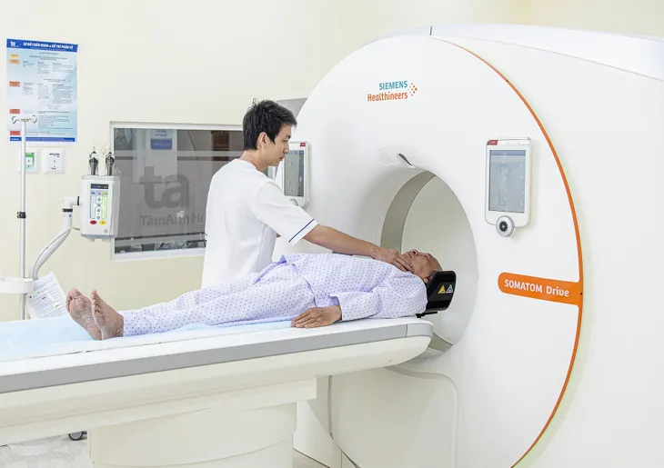 Tiến bộ mới tăng cơ hội sống còn cho người bệnh ung thư phổi - Ảnh 1. Tiến bộ mới tăng cơ hội sống còn cho người bệnh ung thư phổi - Ảnh 1.