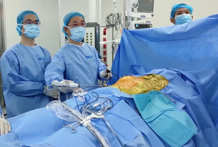 Tiến bộ mới tăng cơ hội sống còn cho người bệnh ung thư phổi - Ảnh 2. Tiến bộ mới tăng cơ hội sống còn cho người bệnh ung thư phổi - Ảnh 2.