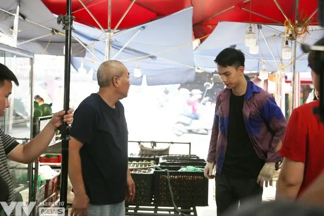 Cuộc đời vẫn đẹp sao: K cơ Thạch nối nghiệp cửu vạn của bố Lưu? - Ảnh 13. Cuộc đời vẫn đẹp sao: K cơ Thạch nối nghiệp cửu vạn của bố Lưu? - Ảnh 13.