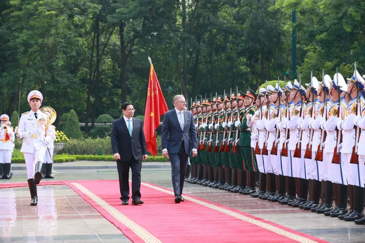 Thủ tướng Phạm Minh Chính chủ trì lễ đón Thủ tướng Australia thăm chính thức Việt Nam - Ảnh 3. Thủ tướng Phạm Minh Chính chủ trì lễ đón Thủ tướng Australia thăm chính thức Việt Nam - Ảnh 3.