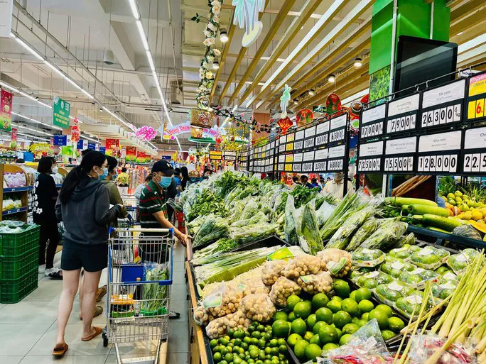Doanh nghiệp đón chờ giảm 2% thuế VAT - Ảnh 1. Doanh nghiệp đón chờ giảm 2% thuế VAT - Ảnh 1.