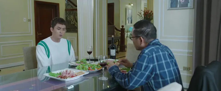 Nơi giấc mơ tìm về - Tập 10: Mai Anh cho đàn em dằn mặt Phương - Ảnh 2. Nơi giấc mơ tìm về - Tập 10: Mai Anh cho đàn em dằn mặt Phương - Ảnh 2.