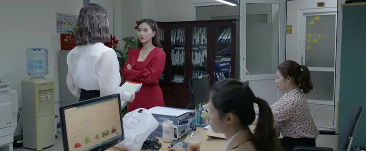 Nơi giấc mơ tìm về - Tập 10: Mai Anh cho đàn em dằn mặt Phương - Ảnh 7. Nơi giấc mơ tìm về - Tập 10: Mai Anh cho đàn em dằn mặt Phương - Ảnh 7.