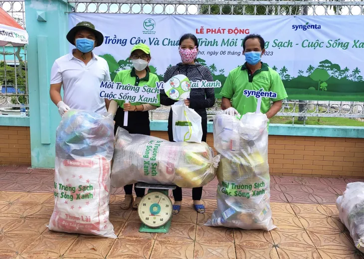 Phát động Tết trồng cây nhân Ngày Môi trường thế giới - Ảnh 2. Phát động Tết trồng cây nhân Ngày Môi trường thế giới - Ảnh 2.