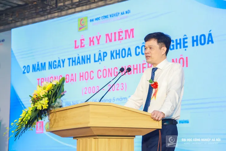 Nhiều giải pháp gắn đào tạo với thực tế tại trường Đại học Công nghiệp Hà Nội - Ảnh 4.