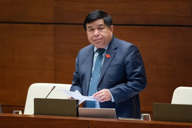 Chi ngân sách cho khoa học công nghệ giảm dần đến báo động - Ảnh 2. Chi ngân sách cho khoa học công nghệ giảm dần đến báo động - Ảnh 2.