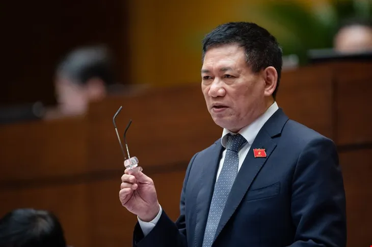 Chi ngân sách cho khoa học công nghệ giảm dần đến báo động - Ảnh 1. Chi ngân sách cho khoa học công nghệ giảm dần đến báo động - Ảnh 1.