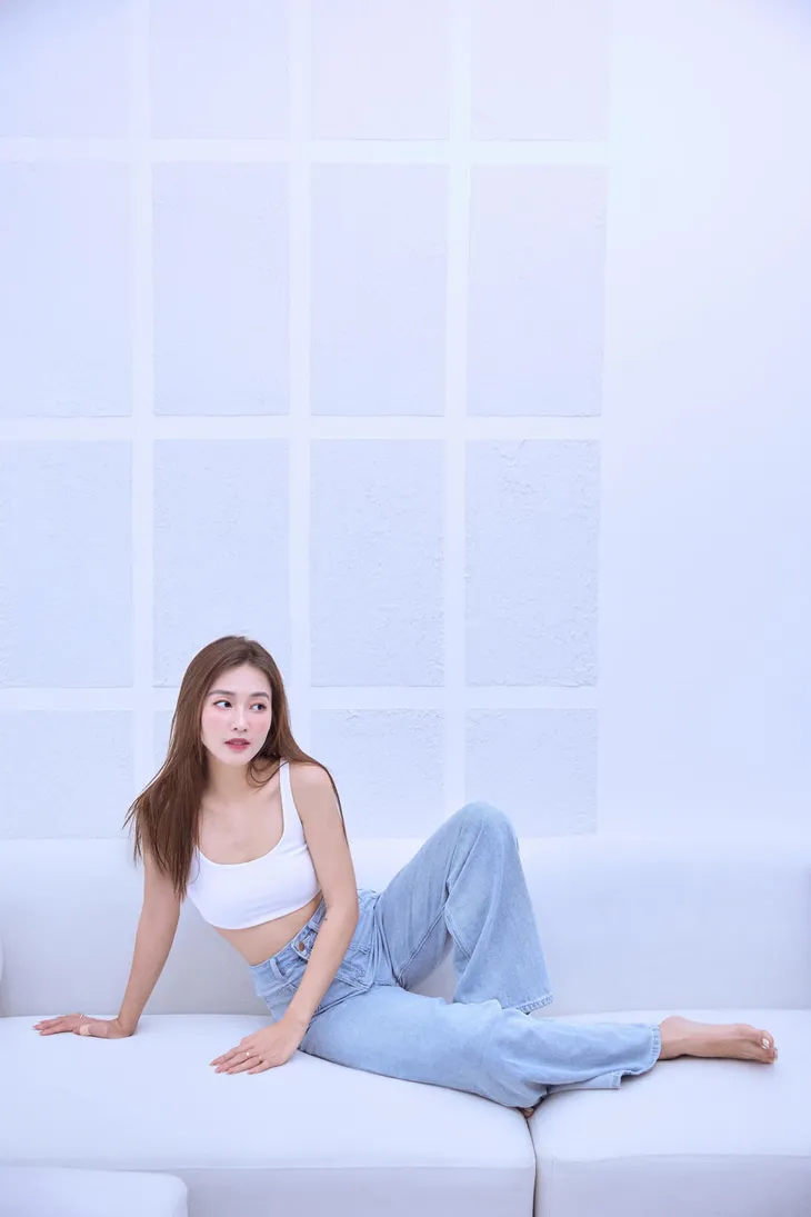 Diễn viên Việt tuần qua: Bảo Thanh lãng đãng bên hồ bơi, Thu Quỳnh đón tuổi 35 - Ảnh 7. Diễn viên Việt tuần qua: Bảo Thanh lãng đãng bên hồ bơi, Thu Quỳnh đón tuổi 35 - Ảnh 7.