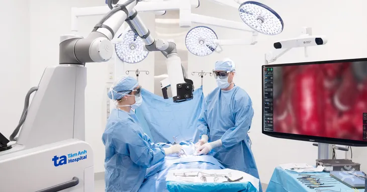 Dùng robot trí tuệ nhân tạo mổ não ngay tại Việt Nam - Ảnh 2. Dùng robot trí tuệ nhân tạo mổ não ngay tại Việt Nam - Ảnh 2.