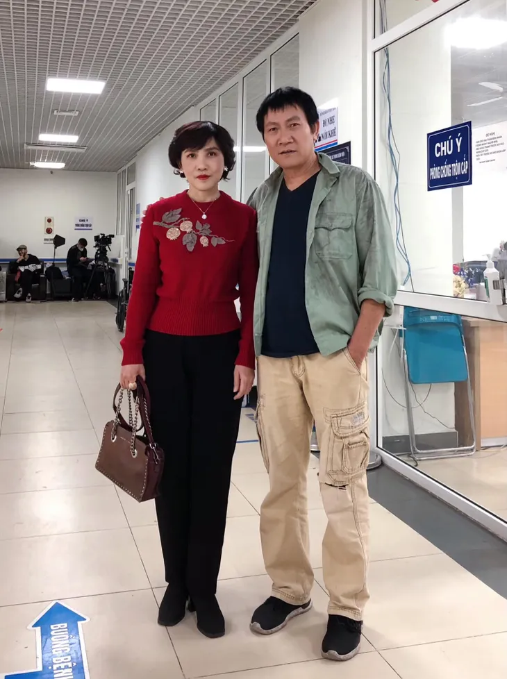 Cặp đôi thông gia đầy bất ổn trong Cuộc đời vẫn đẹp sao - Ảnh 3. Cặp đôi thông gia đầy bất ổn trong Cuộc đời vẫn đẹp sao - Ảnh 3.