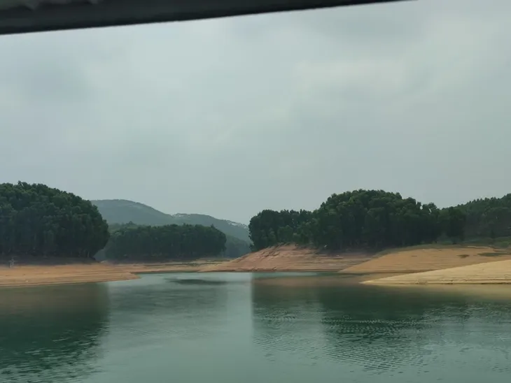Thủy điện Thác Bà dừng hoạt động 2 tổ máy do thiếu nước - Ảnh 2. Thủy điện Thác Bà dừng hoạt động 2 tổ máy do thiếu nước - Ảnh 2.