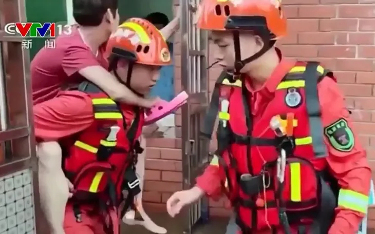 Mưa lớn gây ngập lụt tại nhiều khu vực ở Tây Nam Trung Quốc - Ảnh 1. Mưa lớn gây ngập lụt tại nhiều khu vực ở Tây Nam Trung Quốc - Ảnh 1.