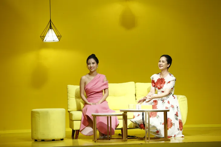 Hãy yêu nhau đi: Anh chàng Hàn Quốc tập thả thính bà mẹ đơn thân xinh đẹp - Ảnh 4. Hãy yêu nhau đi: Anh chàng Hàn Quốc tập thả thính bà mẹ đơn thân xinh đẹp - Ảnh 4.