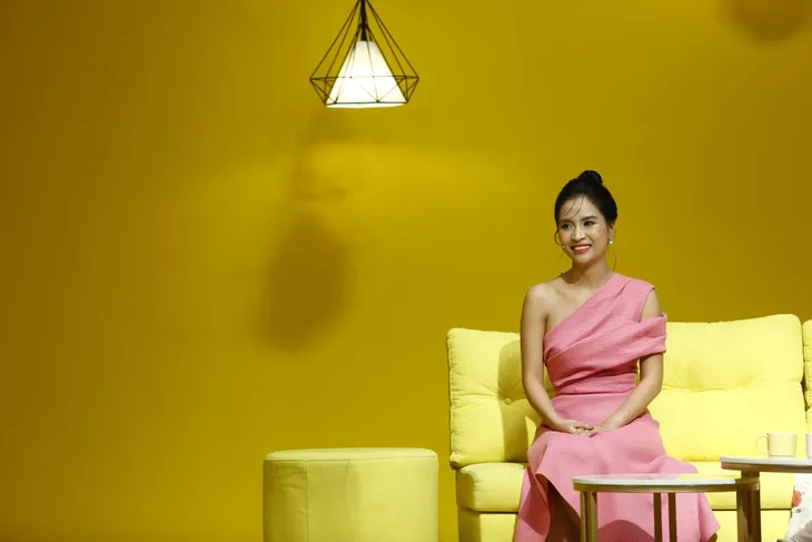 Hãy yêu nhau đi: Anh chàng Hàn Quốc tập thả thính bà mẹ đơn thân xinh đẹp - Ảnh 2. Hãy yêu nhau đi: Anh chàng Hàn Quốc tập thả thính bà mẹ đơn thân xinh đẹp - Ảnh 2.