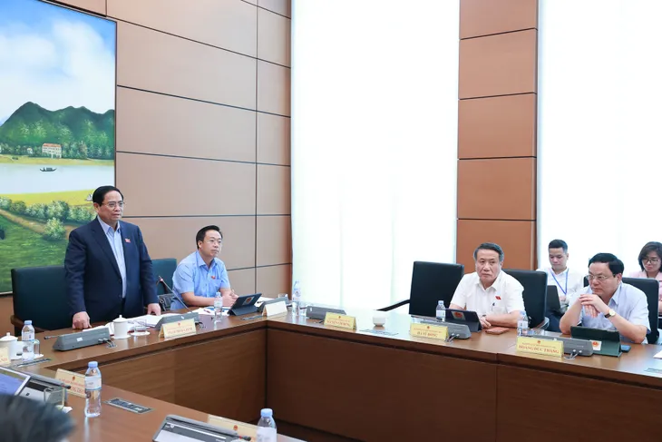 Thủ tướng: Đất đai không sinh ra được, phải sử dụng khai thác hiệu quả - Ảnh 2. Thủ tướng: Đất đai không sinh ra được, phải sử dụng khai thác hiệu quả - Ảnh 2.