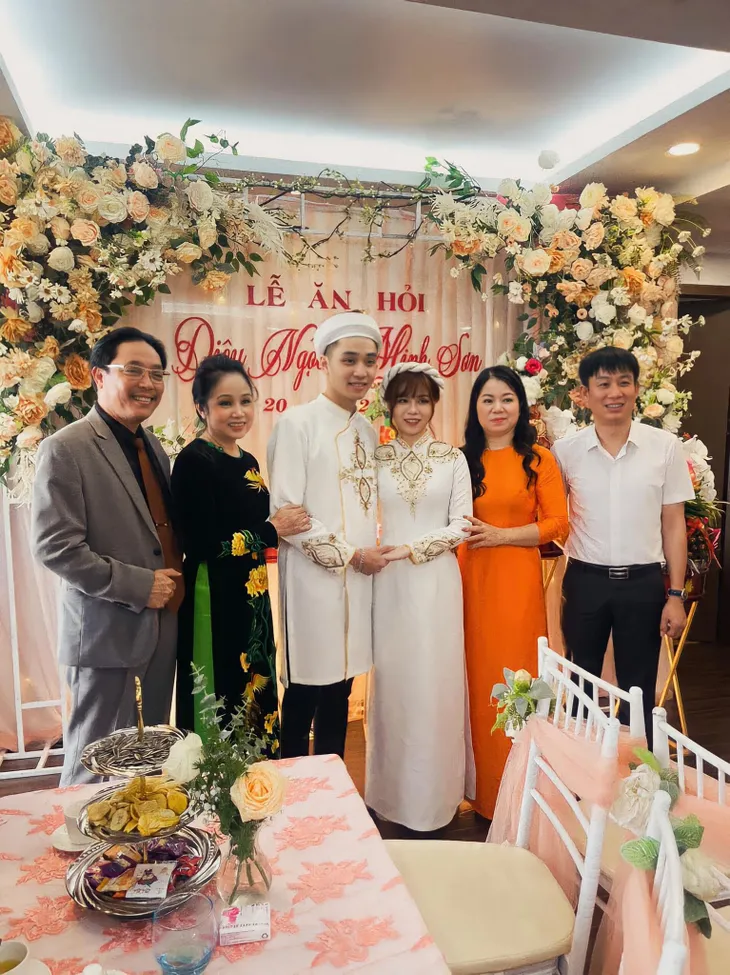 Cặp lươn chúa Cuộc đời vẫn đẹp sao là vợ chồng ở ngoài đời - Ảnh 7. Cặp lươn chúa Cuộc đời vẫn đẹp sao là vợ chồng ở ngoài đời - Ảnh 7.