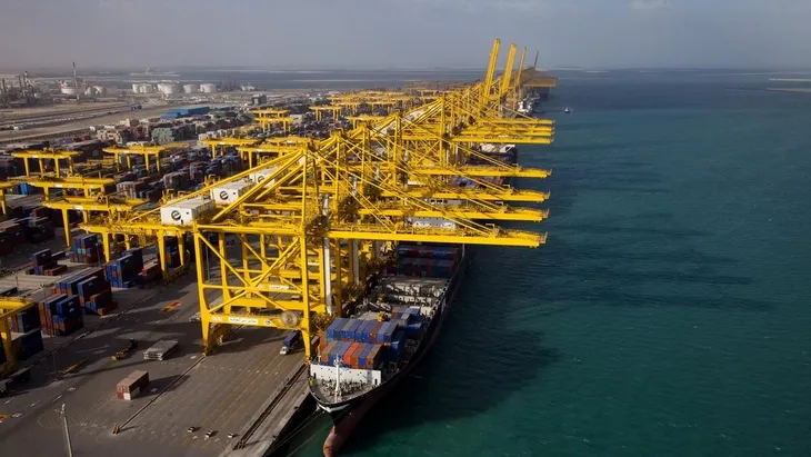 Doha và Dubai: 2 thị trường lao động cạnh tranh nhất thế giới - Ảnh 3. Doha và Dubai: 2 thị trường lao động cạnh tranh nhất thế giới - Ảnh 3.