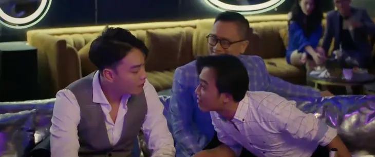 Gia đình mình vui bất thình lình - Tập 34: Thành phát hiện bí mật động trời của Trâm Anh - Ảnh 8. Gia đình mình vui bất thình lình - Tập 34: Thành phát hiện bí mật động trời của Trâm Anh - Ảnh 8.