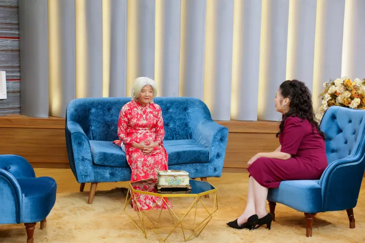 Mảnh ghép hoàn hảo: Mẹ già nuôi con trở thành kỹ sư nước ngoài - Ảnh 1. Mảnh ghép hoàn hảo: Mẹ già nuôi con trở thành kỹ sư nước ngoài - Ảnh 1.