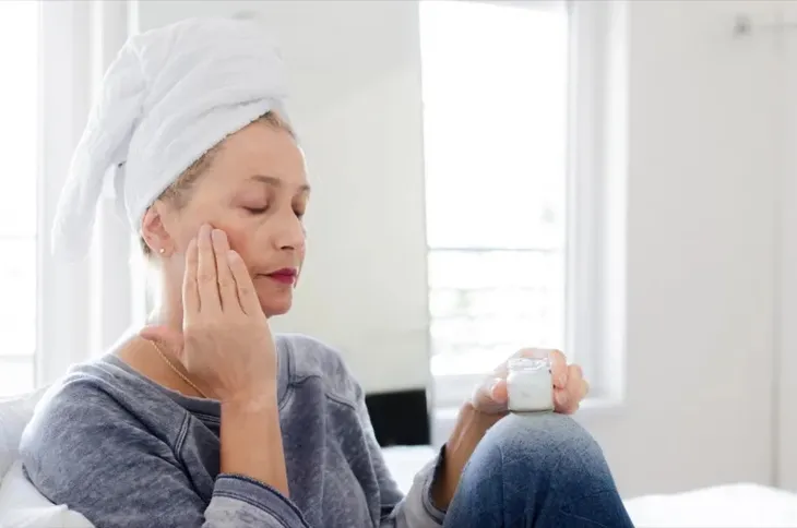 18 nguy cơ tổn hại sức khỏe khi làn da bị cháy nắng - Ảnh 3. 18 nguy cơ tổn hại sức khỏe khi làn da bị cháy nắng - Ảnh 3.